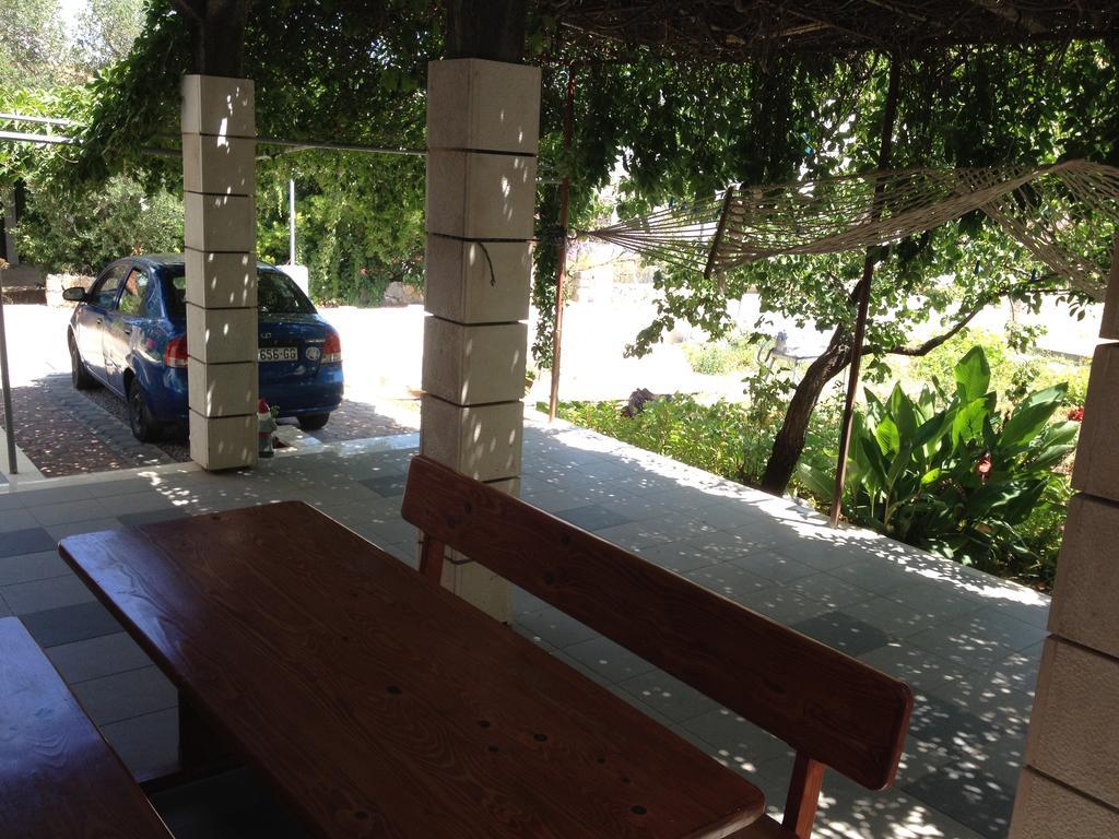 Apartments Cebalo - Ekonomija Korcula Town Bagian luar foto